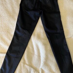 Coated black skinny Guess jeans ( run small)